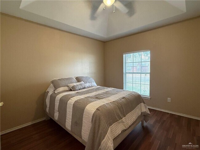 Building Photo - 14 Nora Dr