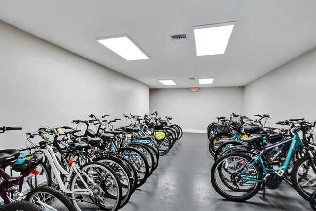 Building Photo - 801 S Federal Hwy