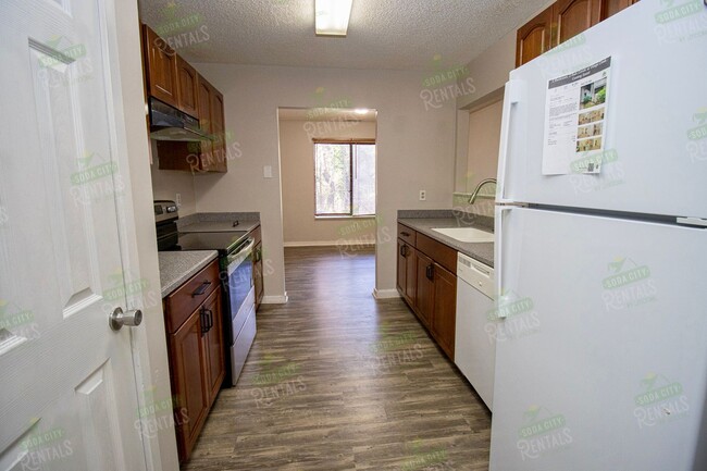 Building Photo - 2 Bedroom, 2 Bath Condo at Village Creek -...