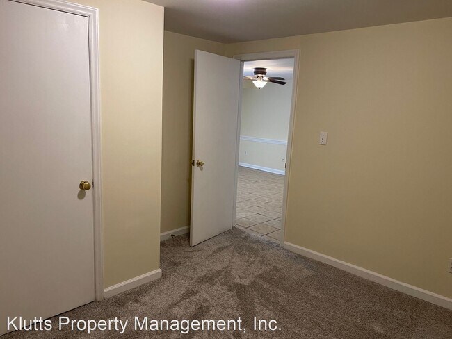 Building Photo - 2 br, 1 bath House - 340 Hollis Road