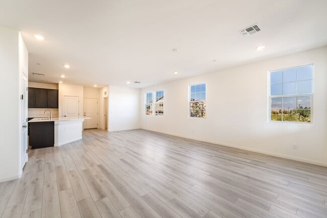 Building Photo - Brand New 2025 Home with 3 bedrooms,  3 ba...