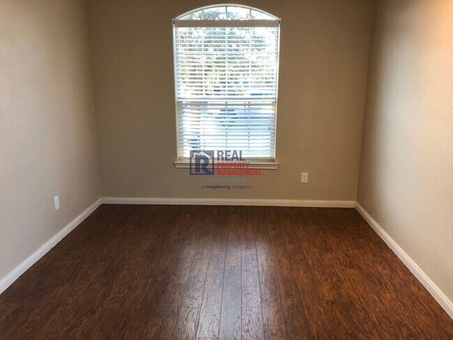 Building Photo - 1116 Flatwater Trail