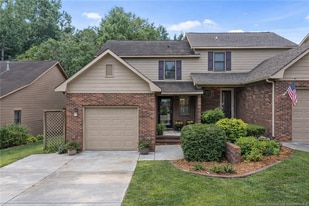 Building Photo - 5551 Robmont Dr