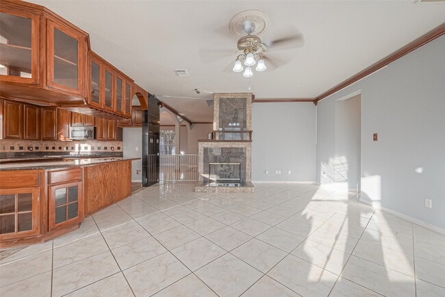 Building Photo - 9407 Demsey Mill Dr