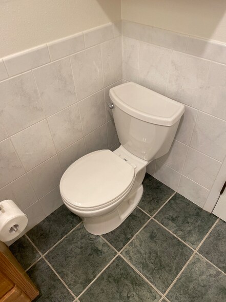 Building Photo - 38850 Pleasant St