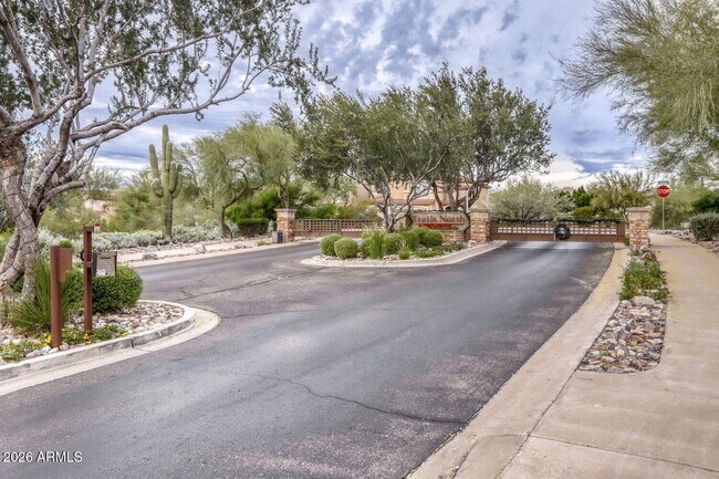 Building Photo - 16844 N 98th Pl