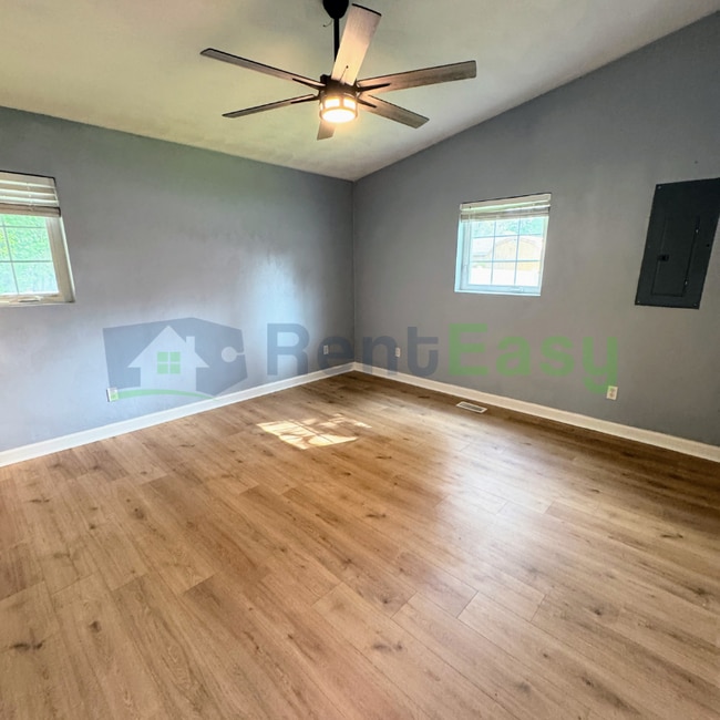 Building Photo - 420 Beacon Hill Cir