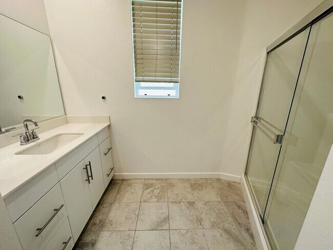 Building Photo - Modern Otay Ranch Home with Spacious Floor Plan & Community Amenities