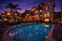 Building Photo - 1033 NE 17th Way