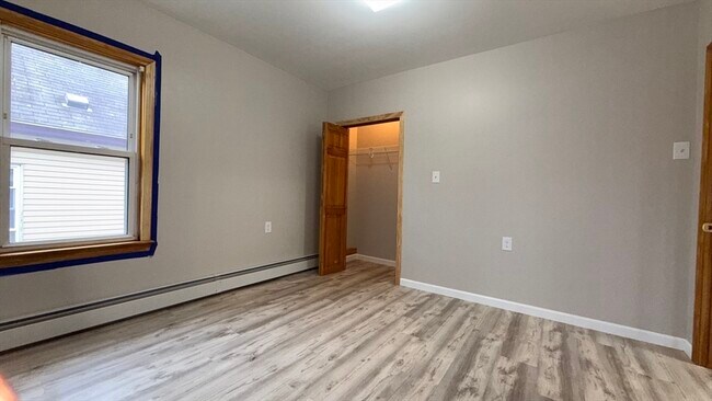 Building Photo - 65 Lowell St