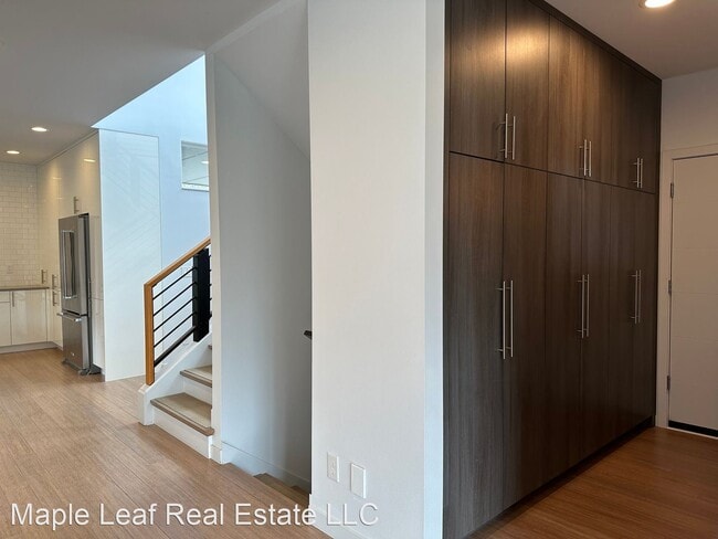 Building Photo - 4 br, 4.5 bath House - 4603 S. Juneau Street