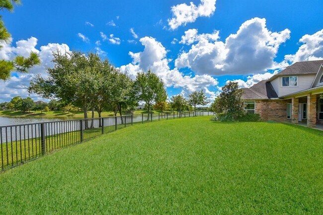 Building Photo - 2403 Galleon Point Ct