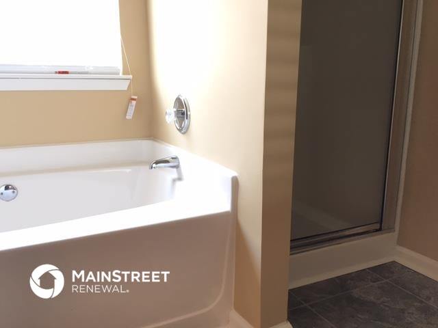 Building Photo - 5485 Hilltop Pass