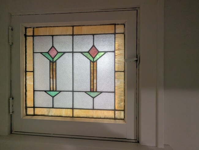 Building Photo - 5820 W Berteau Ave