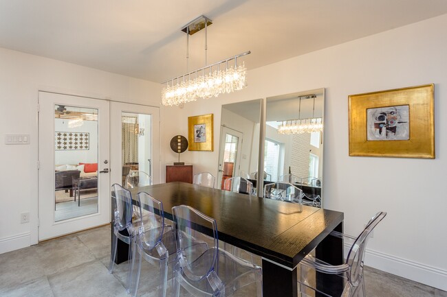 Building Photo - 2005 Potomac Dr