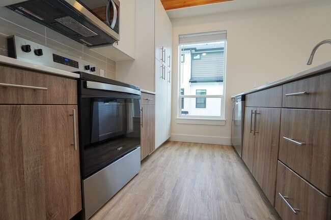 Building Photo - 4617 N Iota Ln