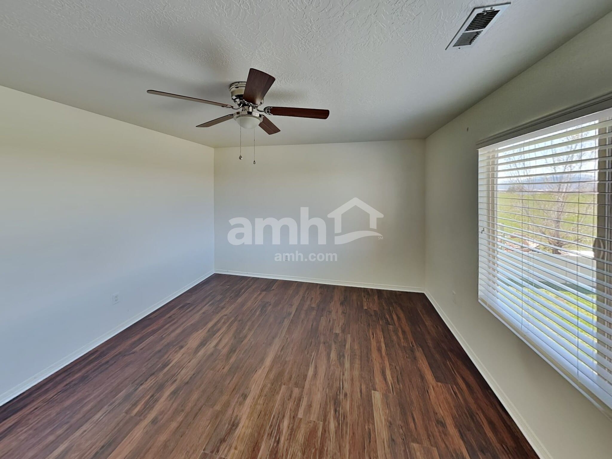 Building Photo - 2464 S 3585 W