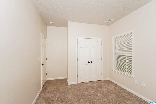 Building Photo - 1144 Amberley Woods Dr