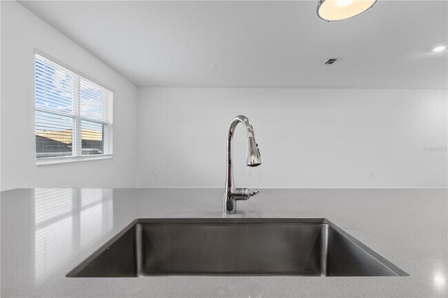 Building Photo - 15633 Water Spring Blvd