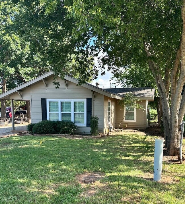 Primary Photo - 409 W Alameda St