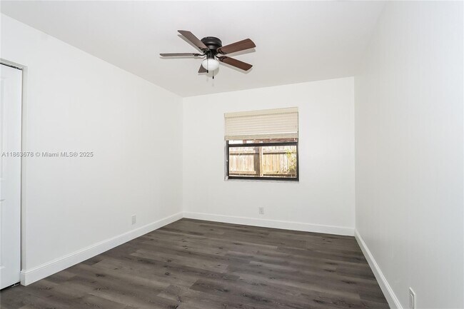 Building Photo - 3577 Lothair Ave