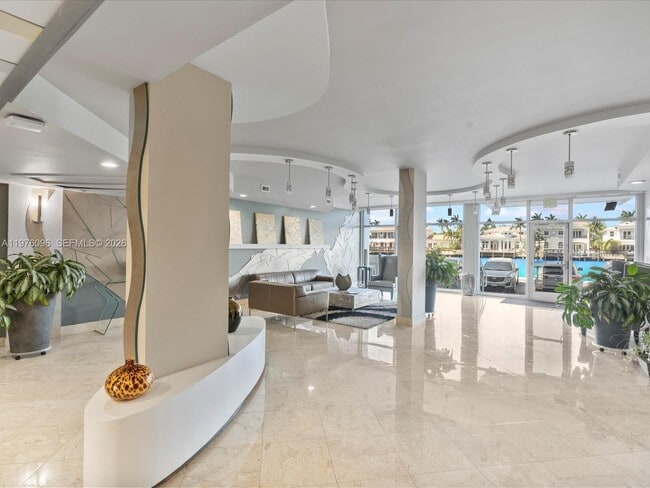 Building Photo - 1500 S Ocean Dr