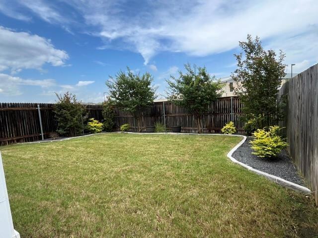 Building Photo - 529 Peace Dr
