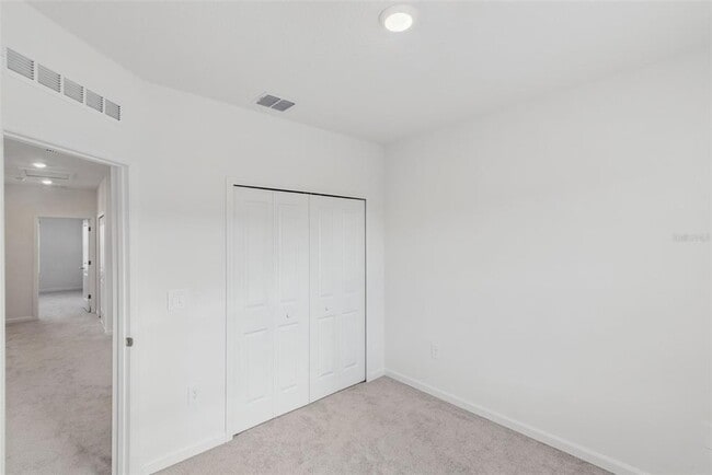 Building Photo - 2653 Skyline Lp