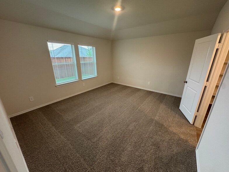 Building Photo - 13120 Quintin Dr