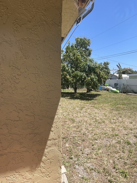 Building Photo - 1580 Citation Dr