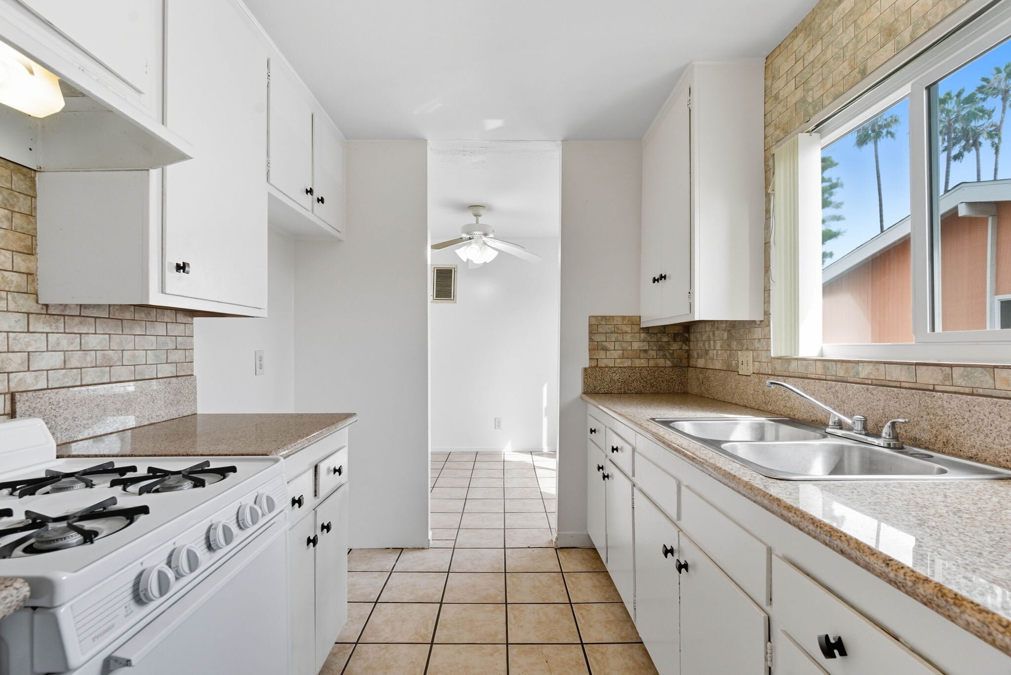 Building Photo - 10023 Sepulveda Blvd