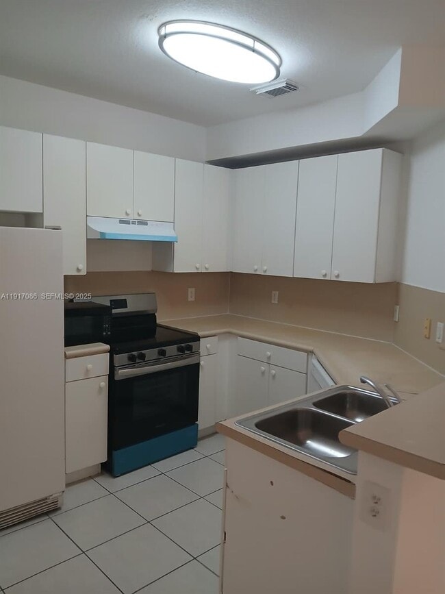 Building Photo - 24386 SW 109th Ct