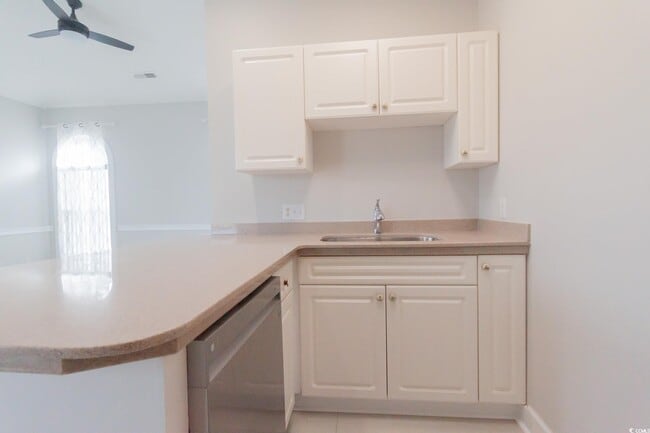 Building Photo - 4729 Wild Iris Dr