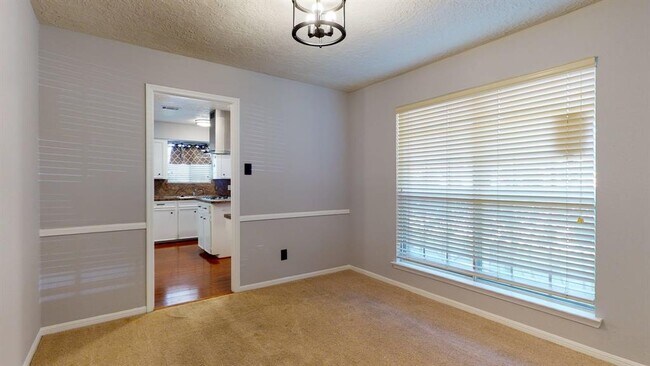 Building Photo - 11807 Monticeto Ln