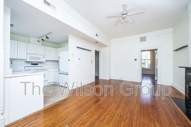 Building Photo - 1007 W Franklin St