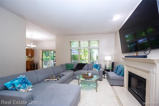 Building Photo - 3481 Castlewood Ct