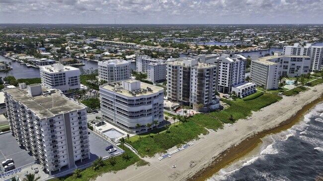 Building Photo - 3210 S Ocean Blvd