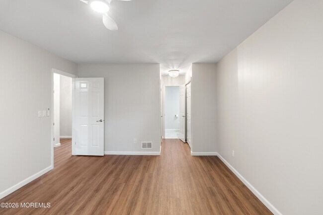 Building Photo - 36 Steeplechase Ct