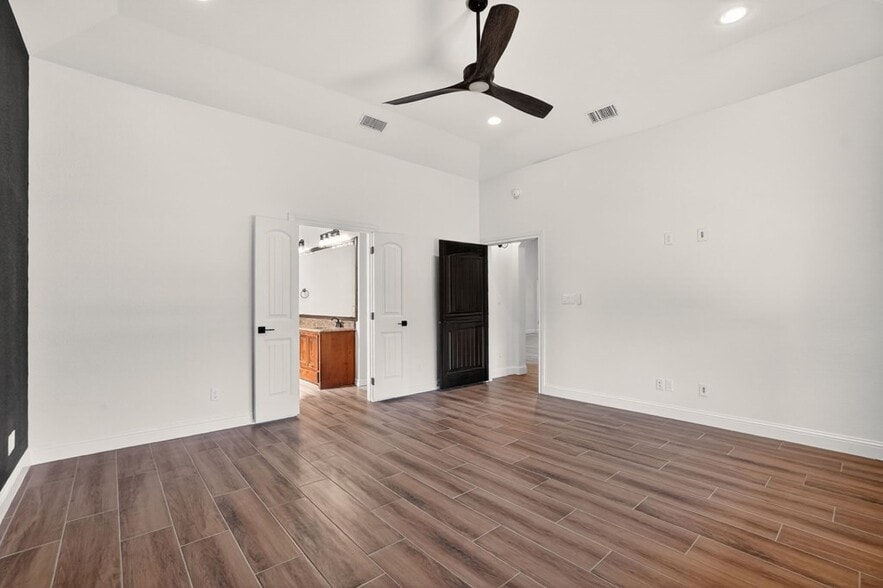 Building Photo - 5512 Casa Grande Trail