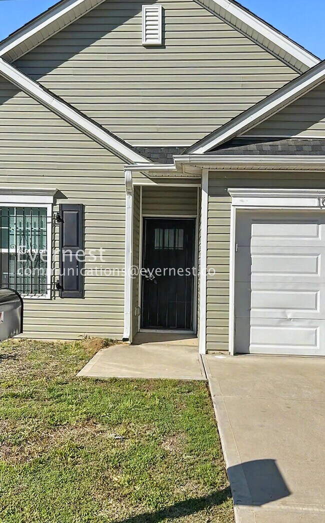 Building Photo - 10828 Mt Holly Rd