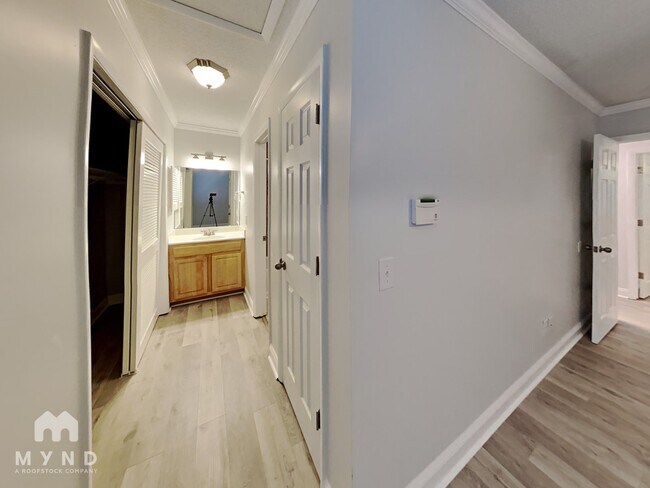 Building Photo - 3124 Heathstead Place