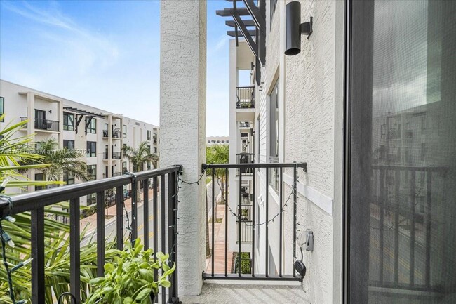 Building Photo - 8301 NW 41st St