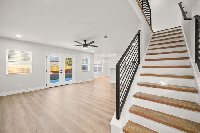 Building Photo - “Newly Remodeled 4BR Home in Prime San Antonio Location”