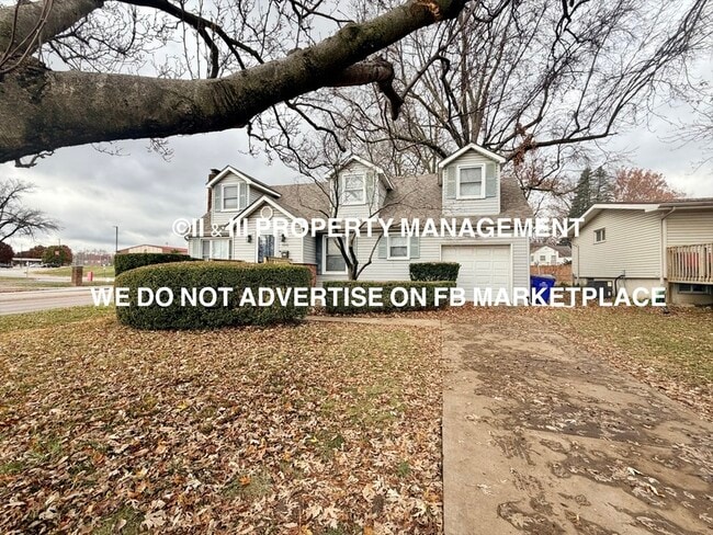 Building Photo - 5840 Floyd St