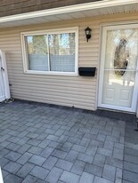 Building Photo - 159 Storm Dr