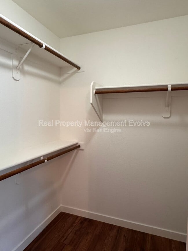 Building Photo - 22297 N 76th Dr