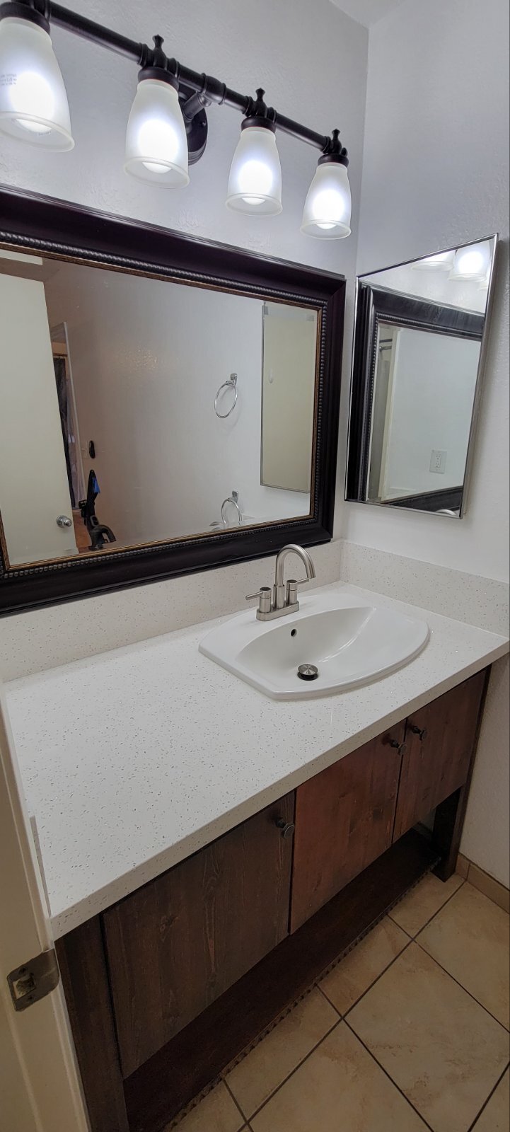 Building Photo - 383 Mananai Pl