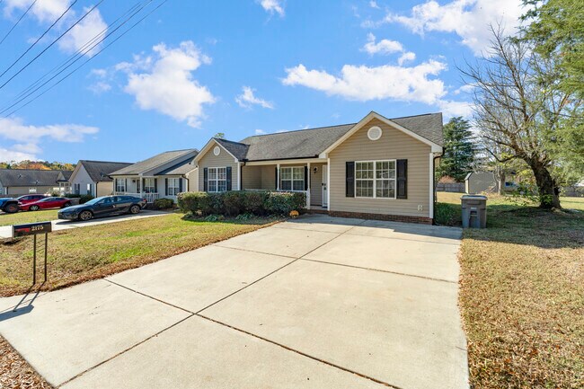 Primary Photo - 2175 Glendale Ave