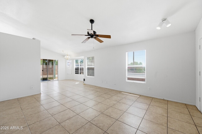 Building Photo - 14609 S 47th Pl