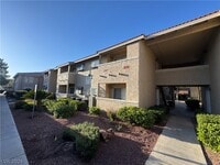 Building Photo - 7200 W Pirates Cove Rd